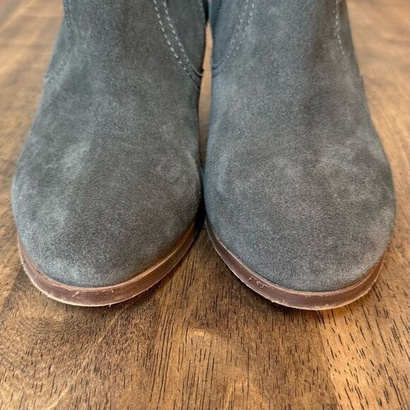 Diba Women’s Sophia Suede Leather Heeled Ankle Bootie Boot Green-Gray Size 7.5 - Picture 4 of 11